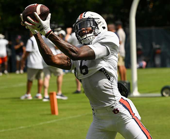 2 Keionte Scott (6)Auburn football practice on Thursday, Aug. 11, 2022 in Auburn, Ala.Todd Van Emst/AU Athletics